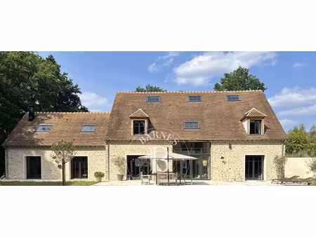 maison de luxe à vendre à adainville