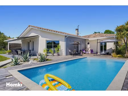 maison de luxe à vendre à sainte-eulalie