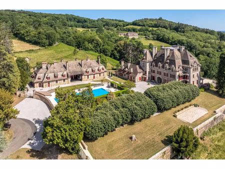 château à vendre à beaulieu-sur-dordogne