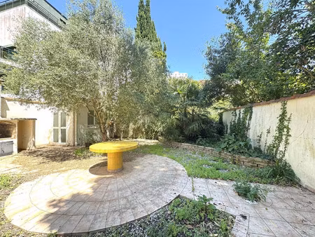 maison de luxe à vendre dans le quartier jean-moulin