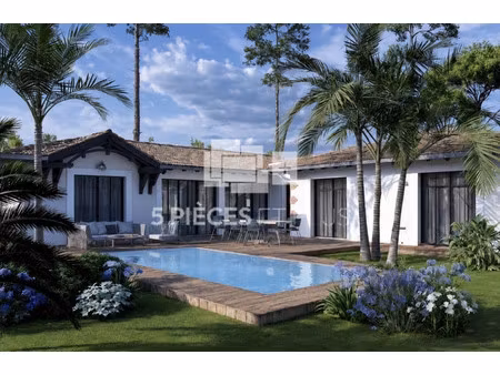 villa de luxe à vendre dans le quartier aiguillon-port