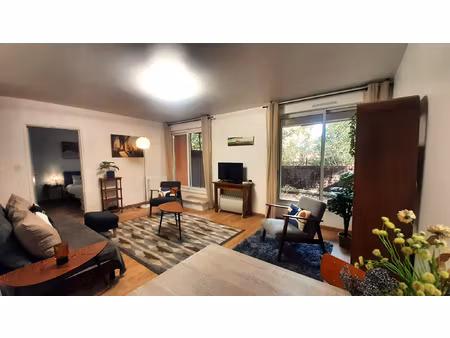 nouveaute! superbe t2 meuble de 48 m2 au centre de castanet