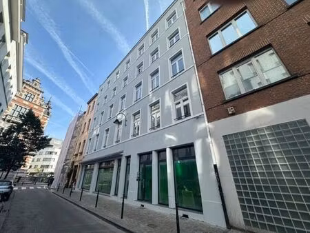 immeuble mixte à vendre avec 25 chambres   bruxelles (vbe28870)