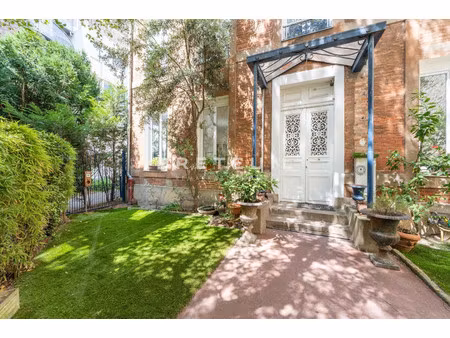 maison de luxe à vendre dans le quartier gros caillou