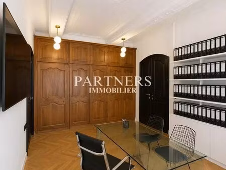 bureaux 45 m² aix-en-provence