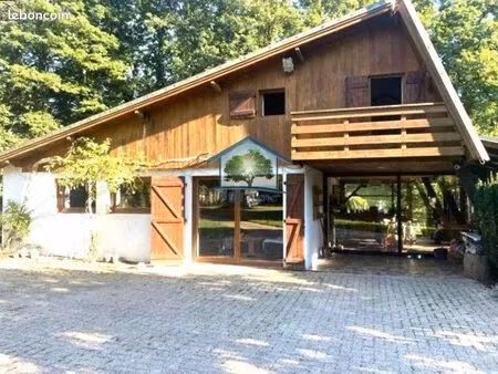 chalet 5 pièces 121 m²