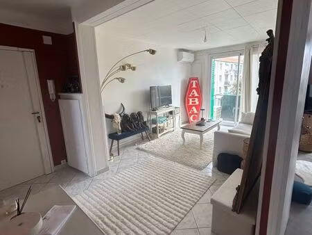 appartement t3 à sous-louer – montolivet – disponible pour 2 mois et demi