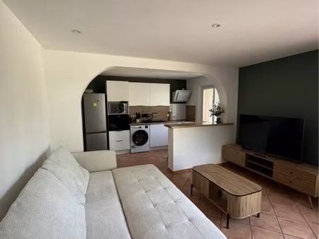 appartement t2 meublé aix secteur pinchinats avec 2 parkings