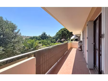 appartement fréjus 68.47 m² t-3 à vendre  235 000 €