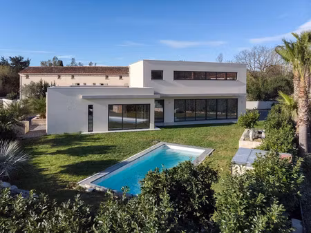 vente villa 6 pièces 215 m² à grimaud (83310)  nan €