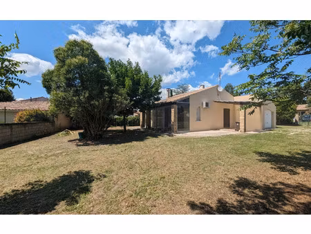 location maison  m² t-3 à montaren-et-saint-médiers  1 006 €