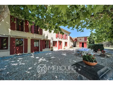 maison de luxe à vendre dans le quartier peripherie