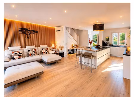 maison de luxe à vendre à gassin