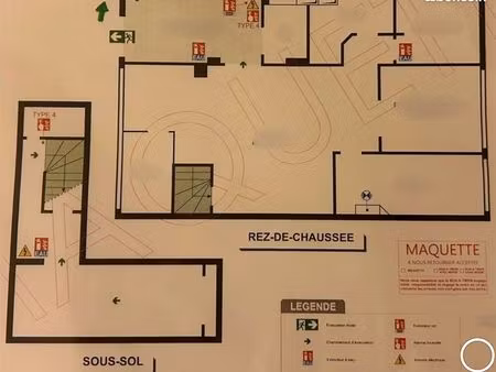 boutique 135 m² paris