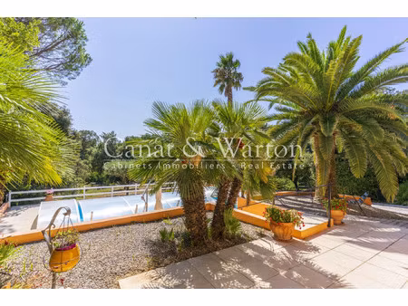 villa de luxe à vendre à la croix-valmer