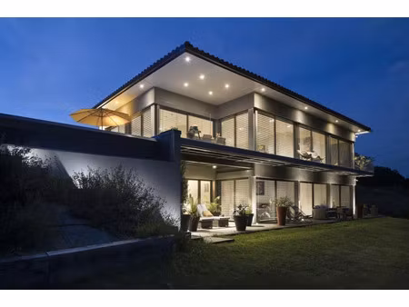 villa de luxe à vendre à vigoulet-auzil