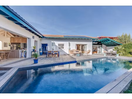 maison de luxe à vendre à bidart