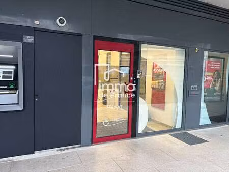 vente bureaux et commerces à angers centre (49000) : à vendre / 135m² angers centre