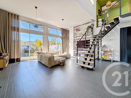maison de luxe à vendre à le crès