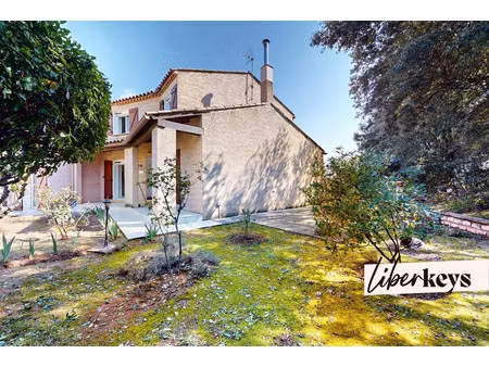 maison de luxe à vendre dans le quartier peripherie