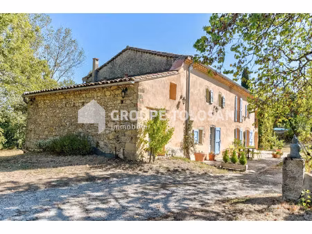 propriété à vendre dans le quartier capitole