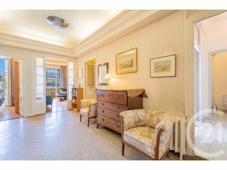 appartement de luxe à vendre dans le quartier médecin