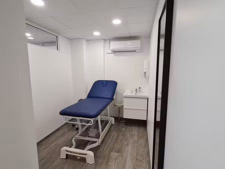 box de soins 8 m² — location mensuelle exclusive — 550 cc