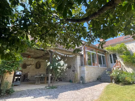 maison à vendre à cubjac-auvézère-val d'ans (24640) - dordogne