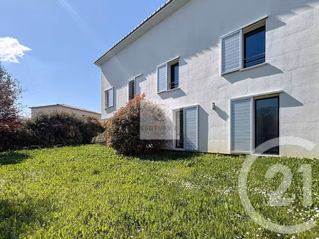 maison de luxe à vendre à combaillaux