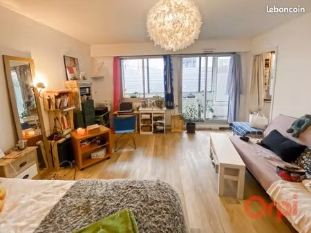 studio 1 pièce 30 m²