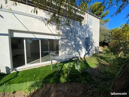 bas faron t3 avec grand jardin privatif de 200 m2