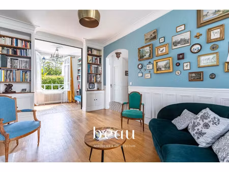 maison de luxe à vendre dans le quartier agent sarre-centre-les vallées-la garenne