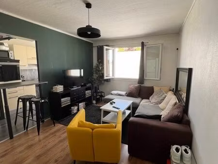 t3 54m² – 2 chambres – place république dijon – 780
