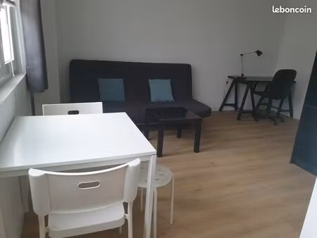 studio laval centre ville/gare