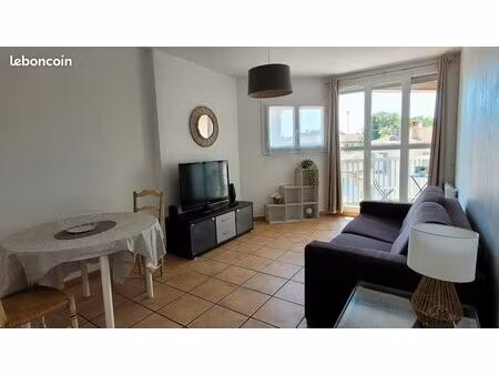 studio im avec balcon etudiant