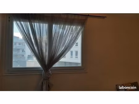 chambre meublée