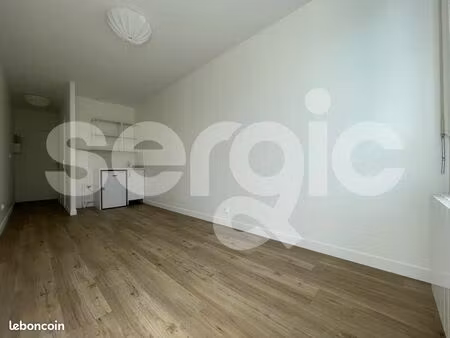 studio 1 pièce 17 m²