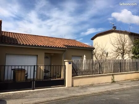 maison recente a louer a figeac