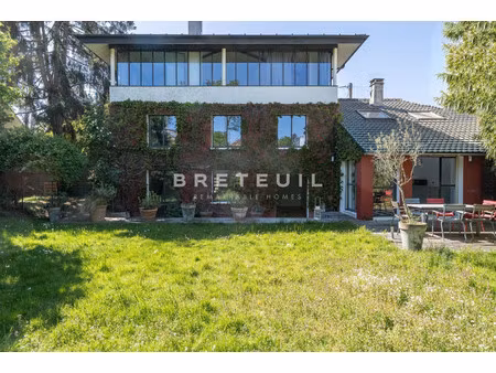 maison de luxe à vendre dans le quartier mairie