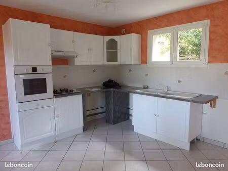 petite maison t3 avec grand jardin - saint-pierre-la-cour