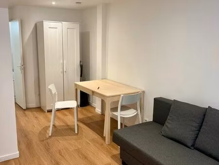 location studio meublé aix