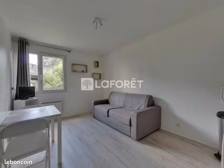 studio 1 pièce 18 m²