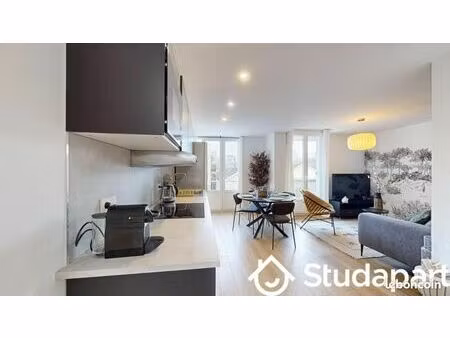 chambre 1 pièce 9 m²