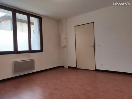appartement 3 pièces 42 m²