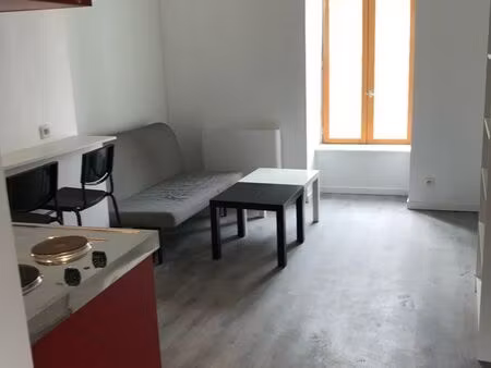 studio 18 m2 plein centre bréal meublé