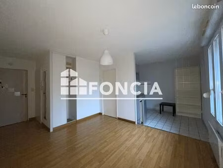 studio 1 pièce 25 m²
