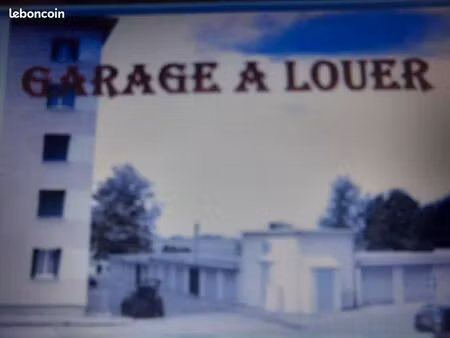location garage extérieur
