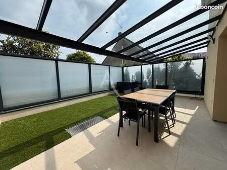 pavillon 3 pièces 63 m²