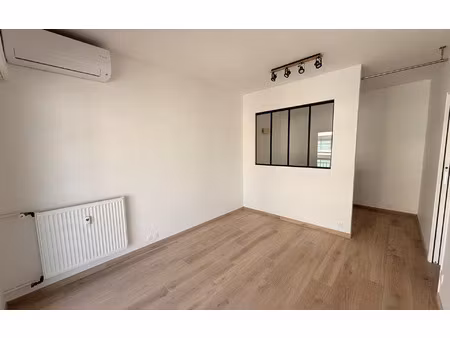 location appartement  29 m² t-1 à cagnes-sur-mer  799 €