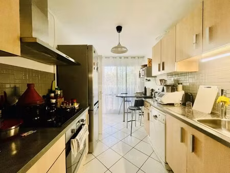 grenoble sud – appartement 5 pièces 87 m² (loi carrez)